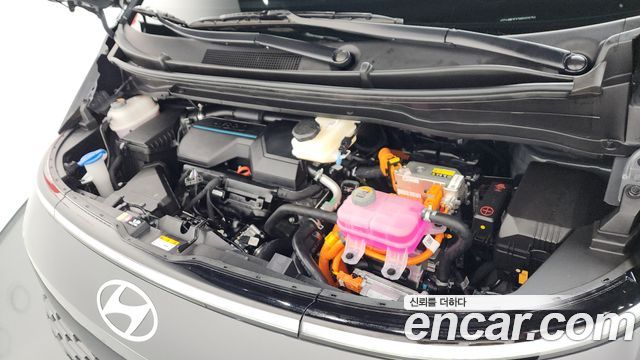 Hyundai Staria HEV 1.6 Cargo 5-Seater Modern - фото 4