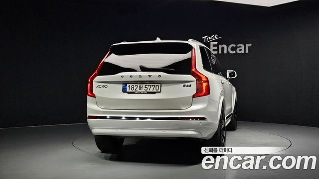 Volvo XC90 2-го поколения B6 Ultimate Bright - фото 3