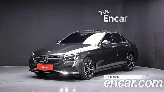 Mercedes-Benz E-Class W213 E250 Avantgarde - фото 0