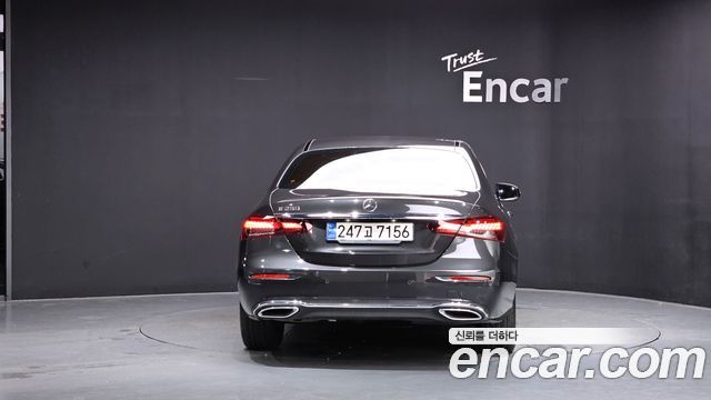 Mercedes-Benz E-Class W213 E250 Avantgarde - фото 3