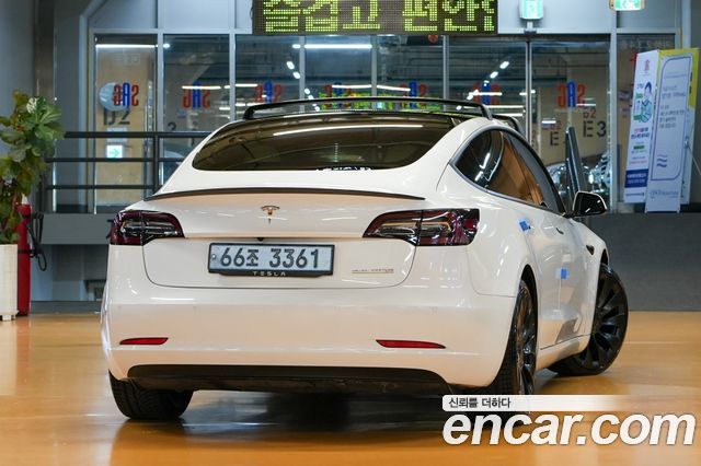 Tesla Model 3 Performance AWD - фото 4