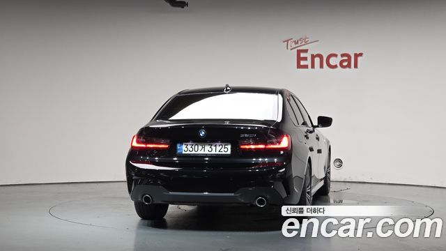 BMW 3-Series G20 320i M Sport - фото 3