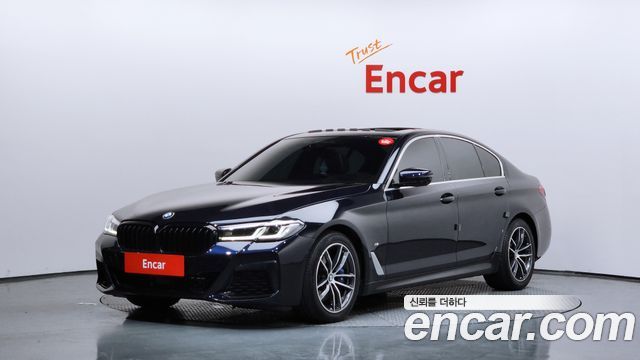 BMW 5-Series G30 523d M Sport - фото 0