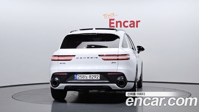 Genesis GV70 2.5T Gasoline AWD - фото 3
