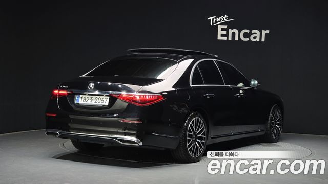 Mercedes-Benz S-Class W223 S350 d - фото 1