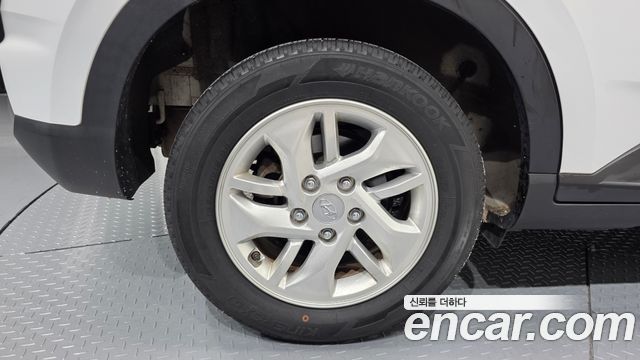 Hyundai Venue 1.6 Modern Plus - фото 3
