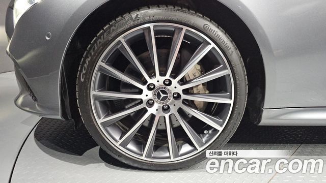 Mercedes-Benz CLS-Class C257 CLS400d 4MATIC - фото 4