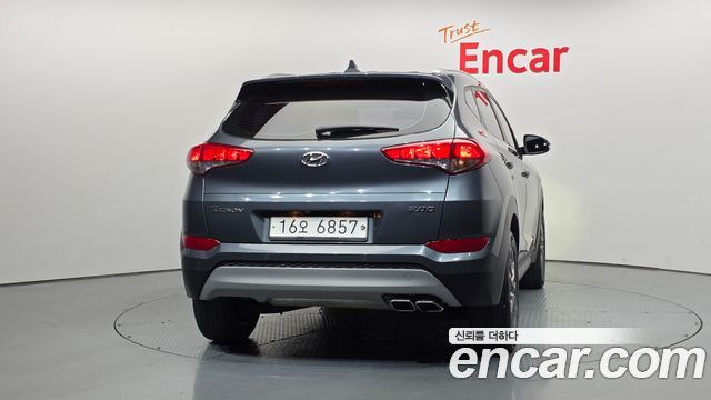Hyundai Tucson Совершенно новый Diesel 2.0 2WD Modern - фото 3