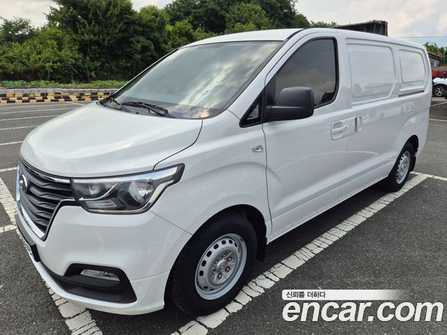 Hyundai Starex Новый Van 3-Seater Style - фото 0