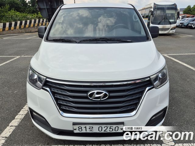 Hyundai Starex Новый Van 3-Seater Style - фото 2