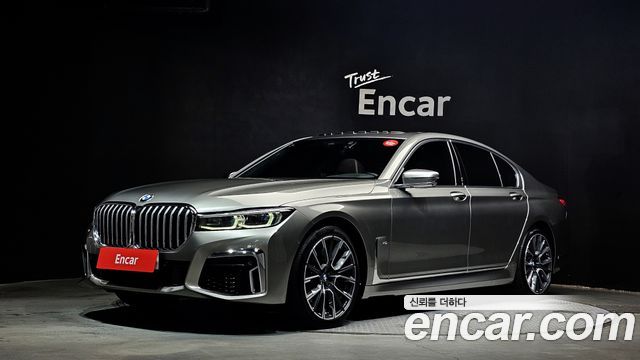 BMW 7-Series G11 730d xDrive M Sport - фото 0