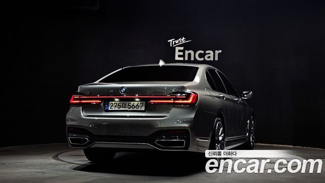 BMW 7-Series G11 730d xDrive M Sport - фото 3