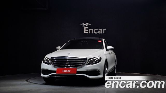 Mercedes-Benz E-Class W213 E300 4MATIC Exclusive - фото 2