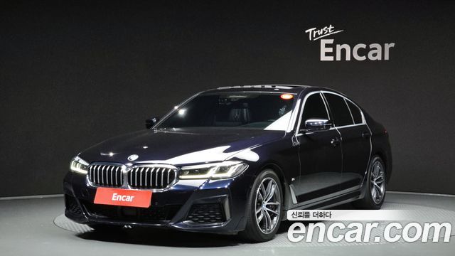 BMW 5-Series G30 520i M Sport - фото 0