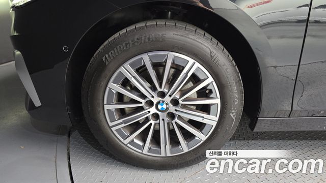 BMW 2-Series U06 218d Luxury - фото 4