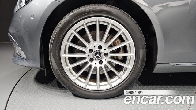 Mercedes-Benz E-Class W213 E220d 4MATIC Exclusive - фото 4