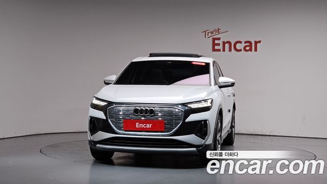 Audi Q4 e-tron F4 40 Premium Sportback - фото 1