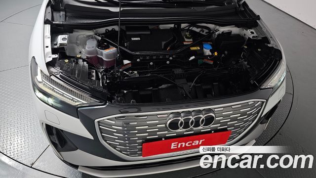 Audi Q4 e-tron F4 40 Premium Sportback - фото 4