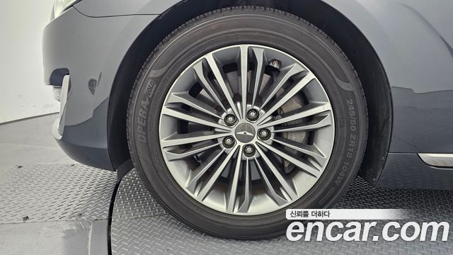 Genesis EQ900 3.8 GDI Luxury - фото 3