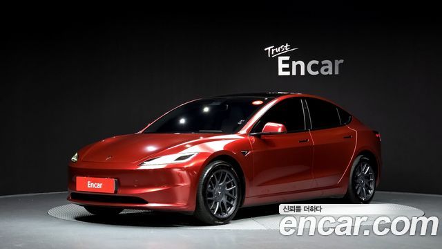 Tesla Model 3 Long Range AWD - фото 0