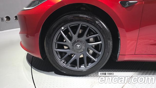 Tesla Model 3 Long Range AWD - фото 4