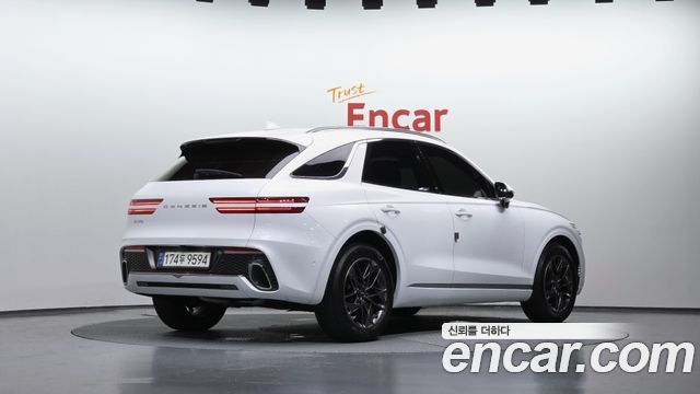 Genesis GV70 2.5T Gasoline 2WD - фото 1