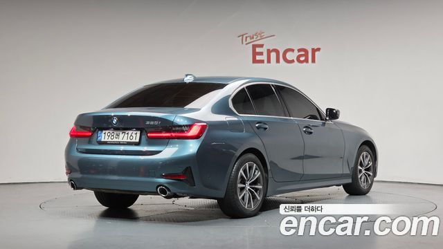 BMW 3-Series G20 320i - фото 0