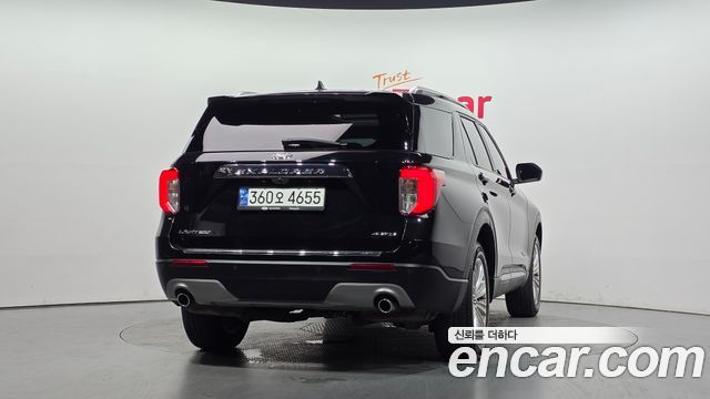 Ford Explorer 6-го поколения 2.3 LimIted 4WD - фото 2