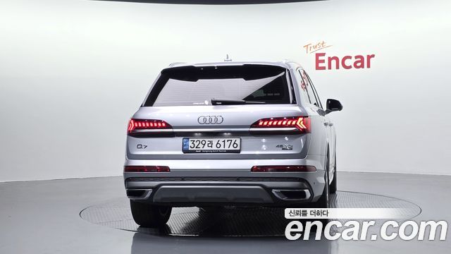 Audi Q7 45 TDI Quattro Premium - фото 3