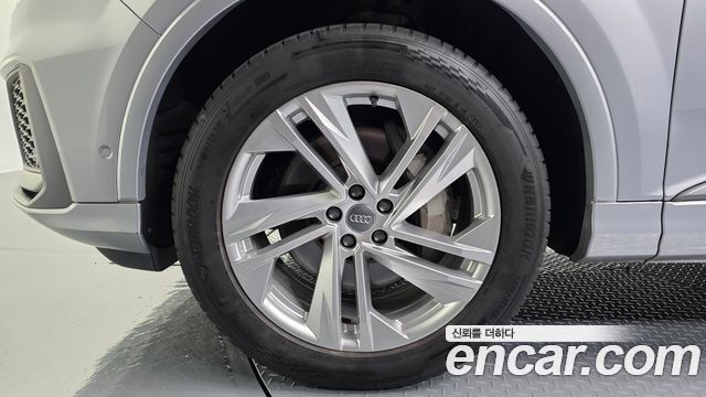 Audi Q7 45 TDI Quattro Premium - фото 4