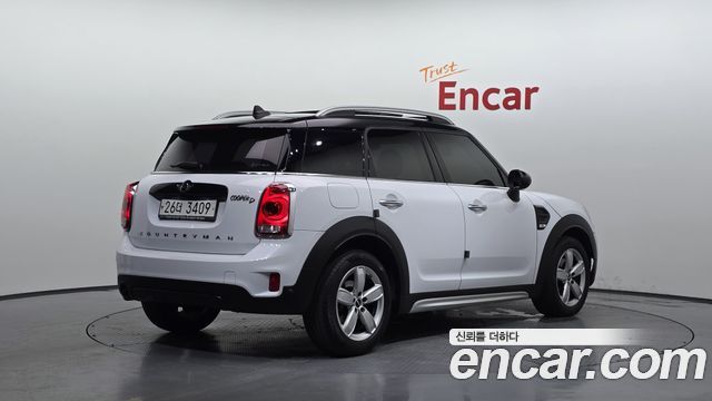 Mini Countryman Standard 2nd - фото 1