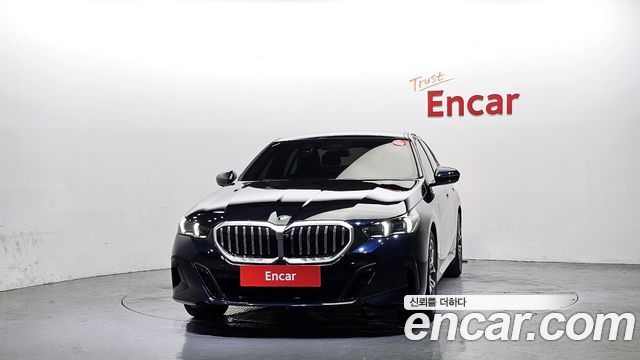 BMW 5-Series G60 520i M Sport - фото 2