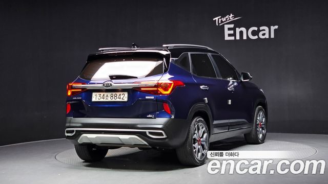 Kia Seltos Gasoline 1.6 Turbo 4WD Noblesse - фото 1