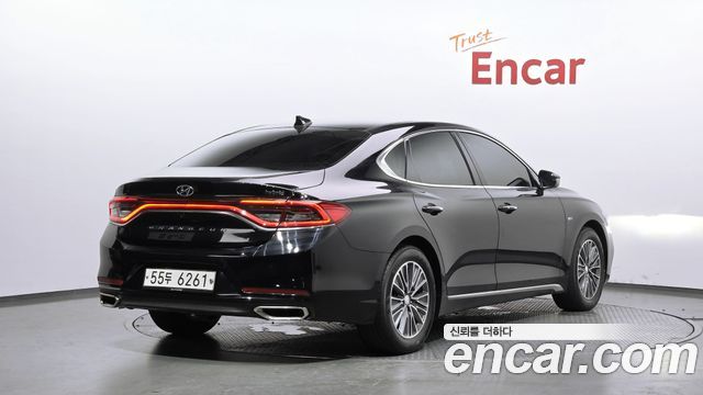 Hyundai Grandeur IG, гибрид Exclusive Special - фото 1