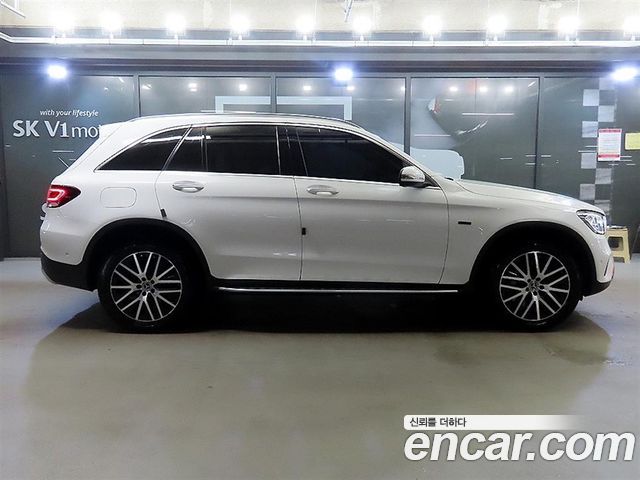Mercedes-Benz GLC-Class X253 GLC300e 4MATIC - фото 2