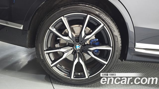 BMW X7 G07 xDrive 40i M Sport 6STR - фото 4