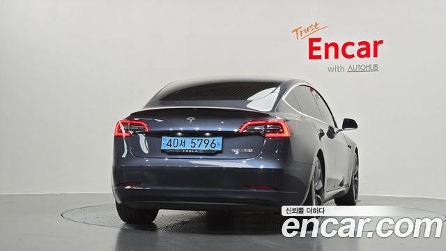 Tesla Model 3 Performance AWD - фото 3