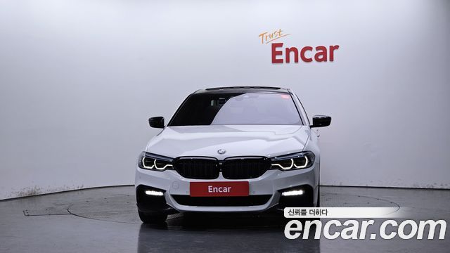 BMW 5-Series G30 520d xDrive M Sport Package Plus - фото 2