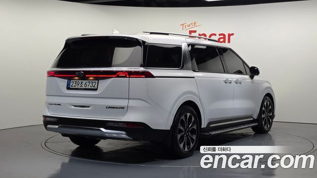 Kia Carnival 4-го поколения 7-Seater Noblesse - фото 1
