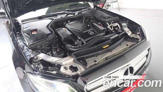 Mercedes-Benz E-Class W213 E300 4MATIC Avnatgarde - фото 4