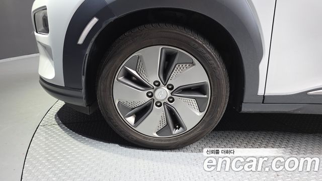Hyundai Kona Premium - фото 4