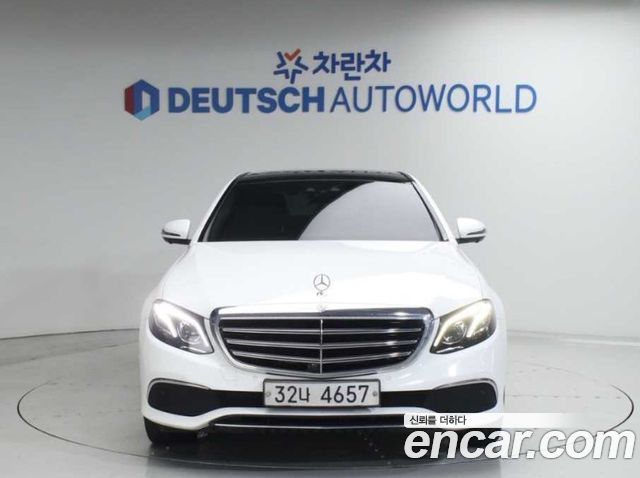 Mercedes-Benz E-Class W213 E300 4MATIC Exclusive - фото 2