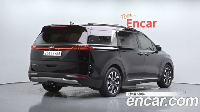 Kia Carnival 4-го поколения 9-Seater Signature - фото 0
