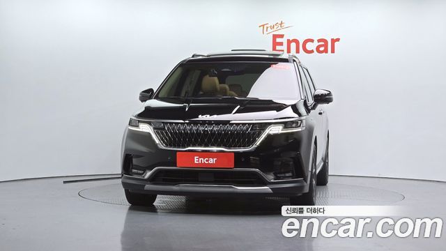 Kia Carnival 4-го поколения 9-Seater Signature - фото 1