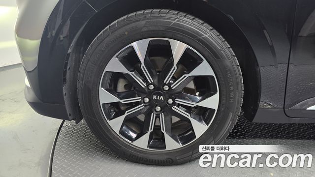 Kia Carnival 4-го поколения 9-Seater Noblesse - фото 3