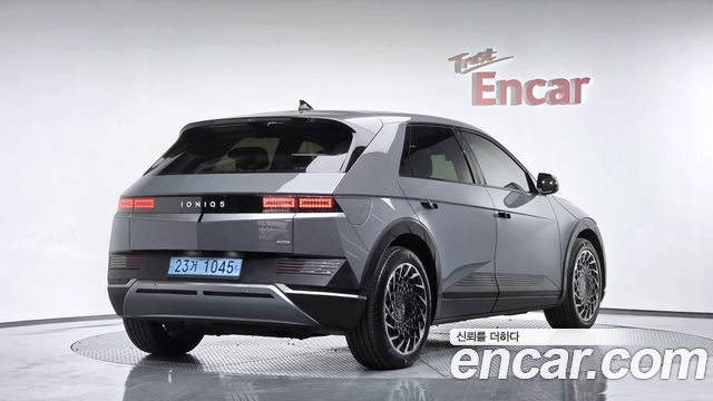 Hyundai Ioniq5 Long Range AWD Exclusive - фото 1