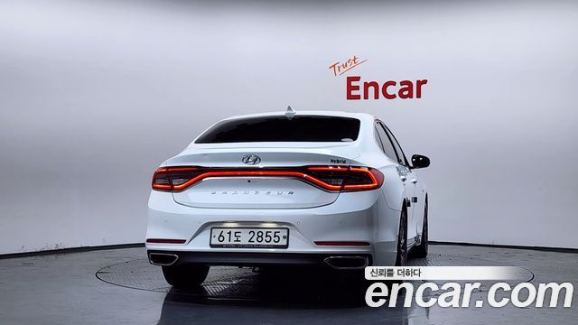 Hyundai Grandeur IG, гибрид Exclusive Special - фото 3