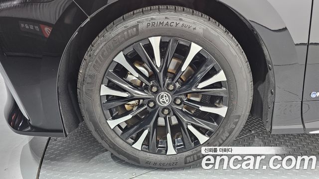 Toyota Alphard 4-го поколения 2.5 HEV Executive AWD - фото 4
