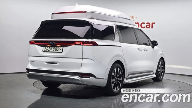 Kia Carnival 4-го поколения Gasoline 9-Seater Hi-Limousine Signature - фото 1