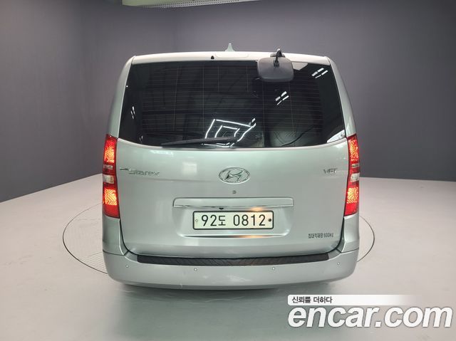 Hyundai Starex Новый Van 5-Seater Modern - фото 3